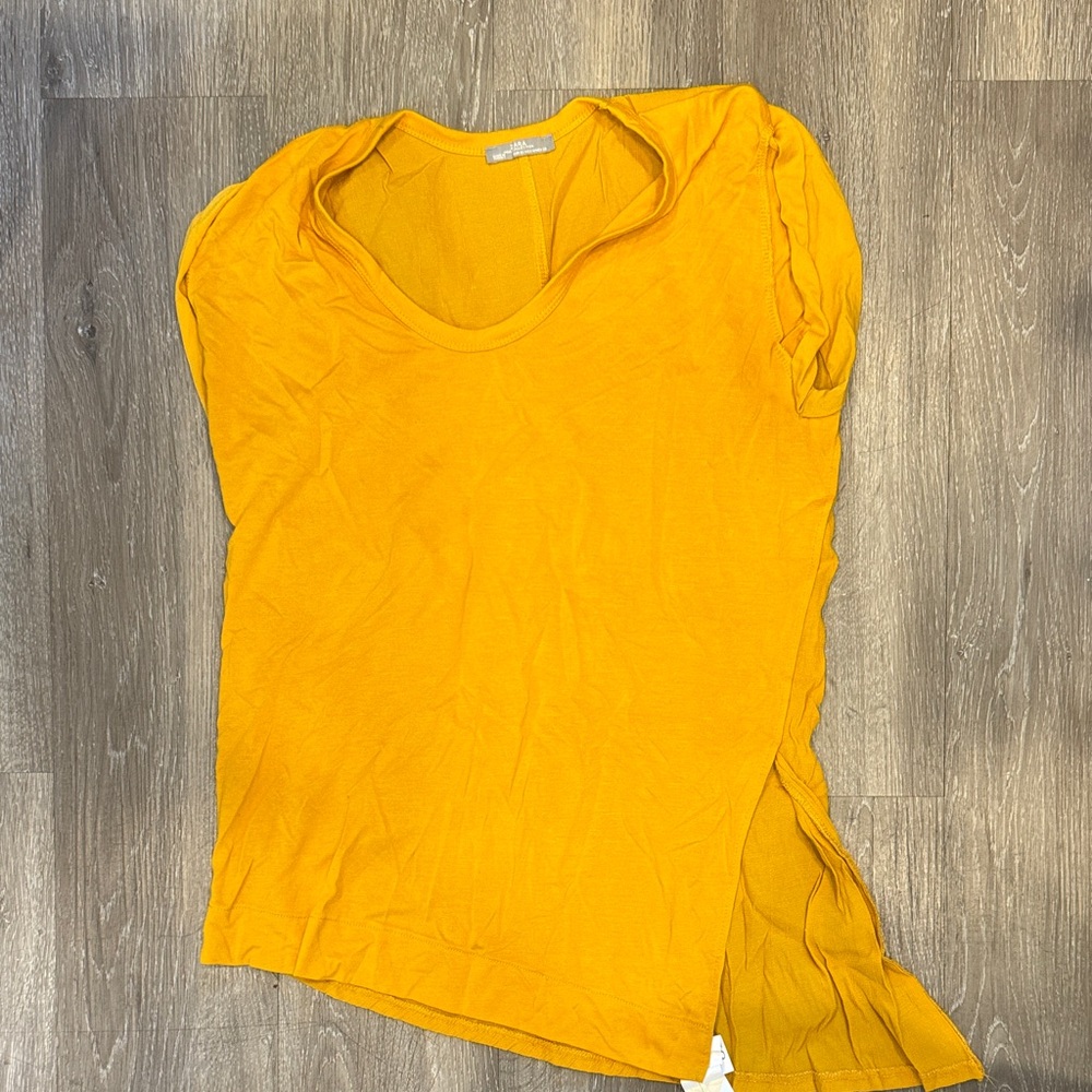 Zara Mustard Short Sleeve asymmetrical Tee